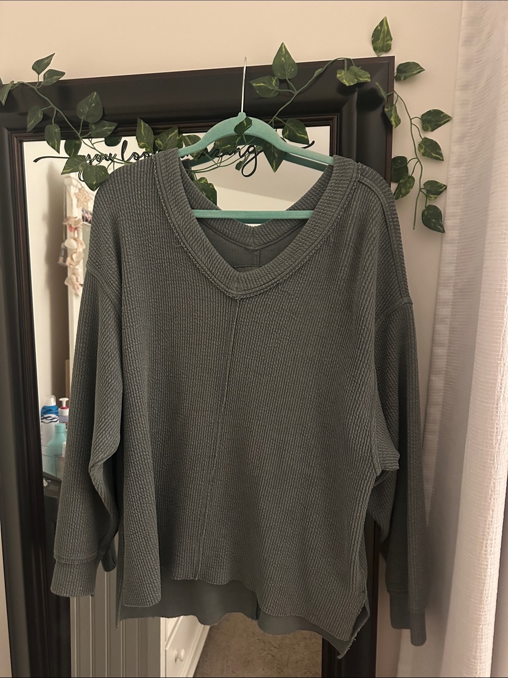 Aerie V-Neck Waffle Knit Sweater - Gray